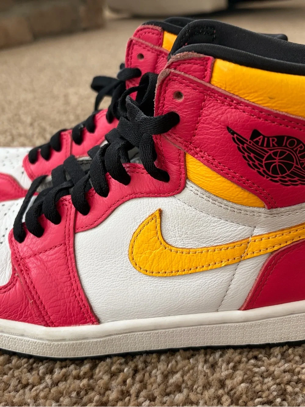Air Jordan 1 Retro High OG “Light Fusion Red” 2021